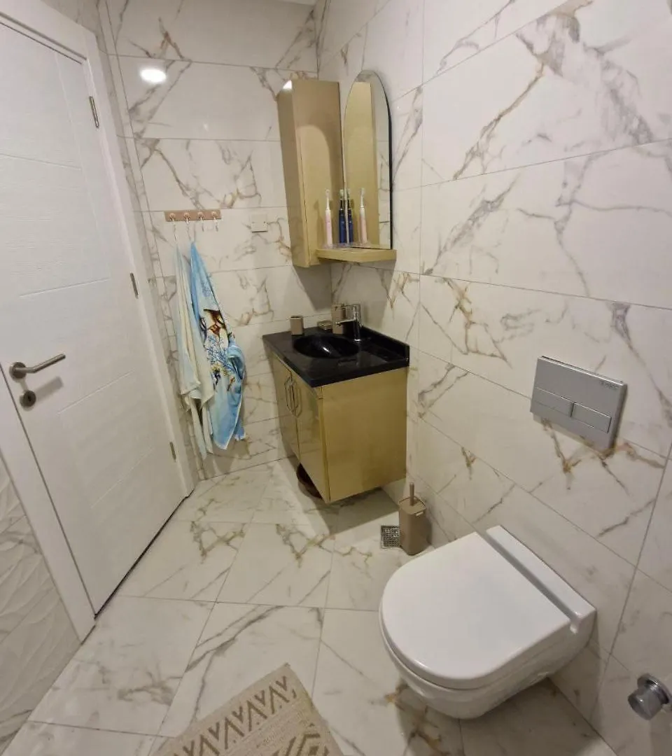 Sunny Escape Holiday Apartment Trikomo